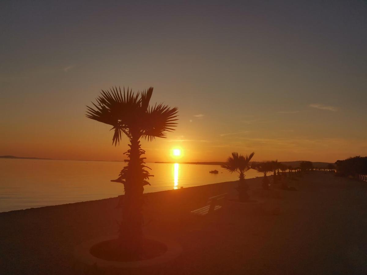 Apartmani Sarm فير المظهر الخارجي الصورة
