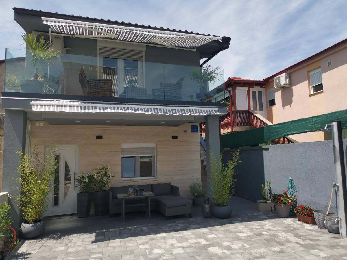 Apartmani Sarm فير المظهر الخارجي الصورة