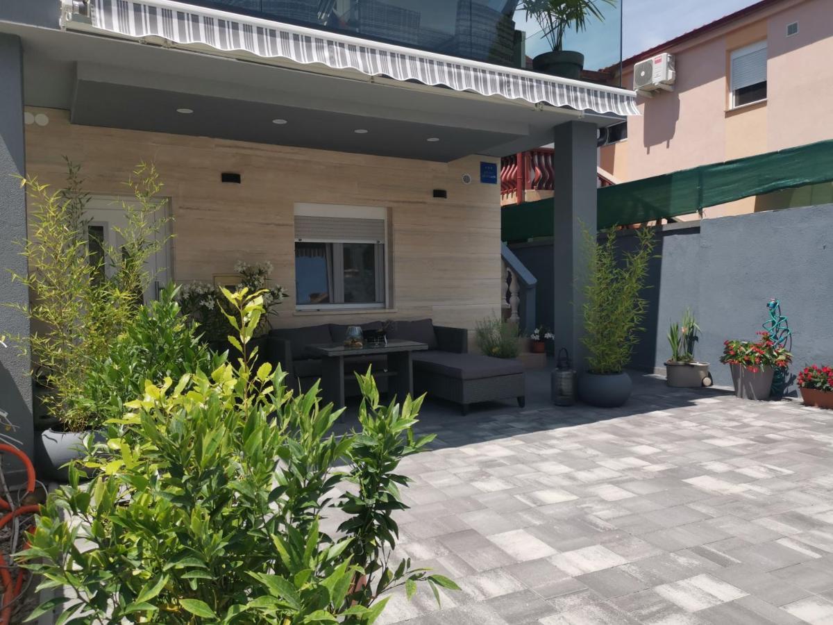 Apartmani Sarm فير المظهر الخارجي الصورة