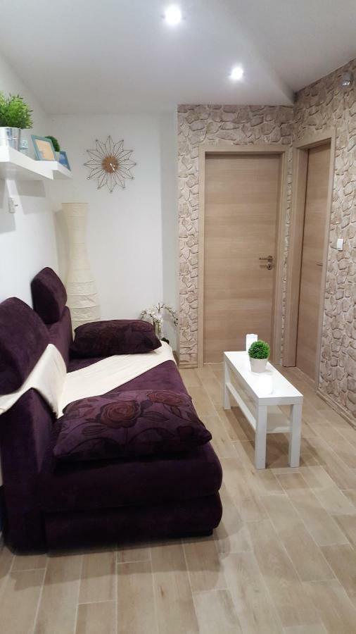 Apartmani Sarm فير المظهر الخارجي الصورة