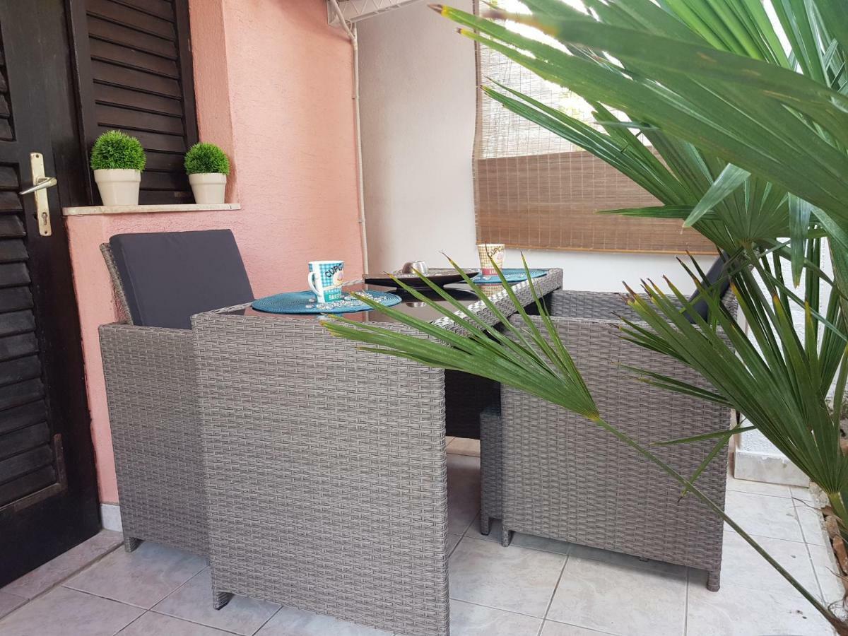 Apartmani Sarm فير المظهر الخارجي الصورة